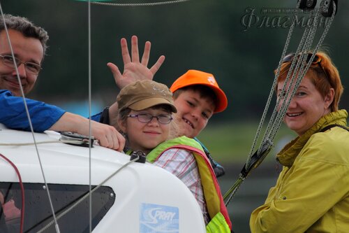 Фоторепортаж с парусной практики флотилии Флагман, прошедшей в июне 2017 года.